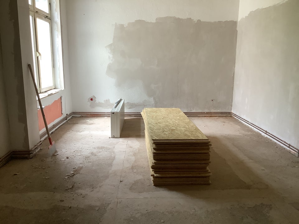 Große 3-Zimmer Wohnung am Treptower Park | nahezu komplett saniert ! - Photo 2