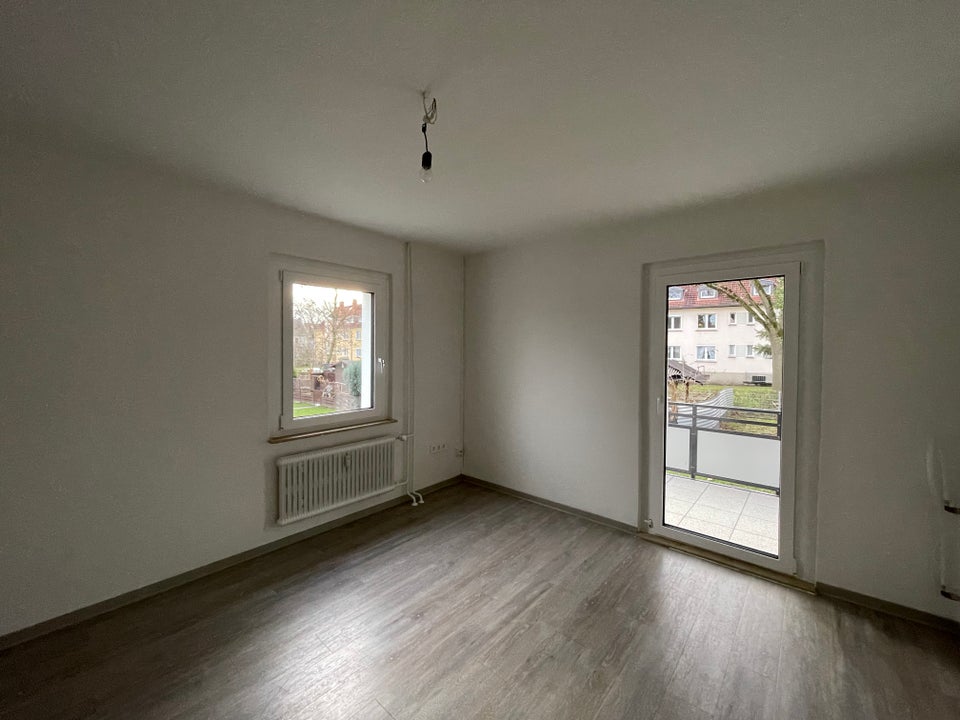 Reinkommen und Wohlfühlen: ansprechende 2,5-Zimmer-Wohnung - Foto 2