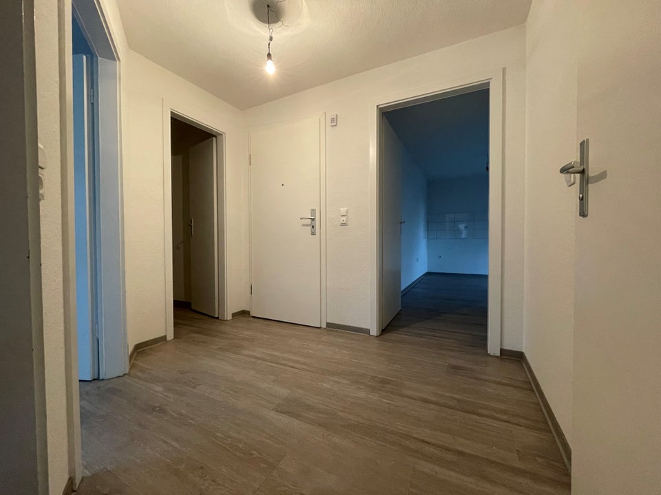 Weitläufige 2-Zimmer Dachgeschoss Wohnung in beliebter Wohngegend - Foto 4