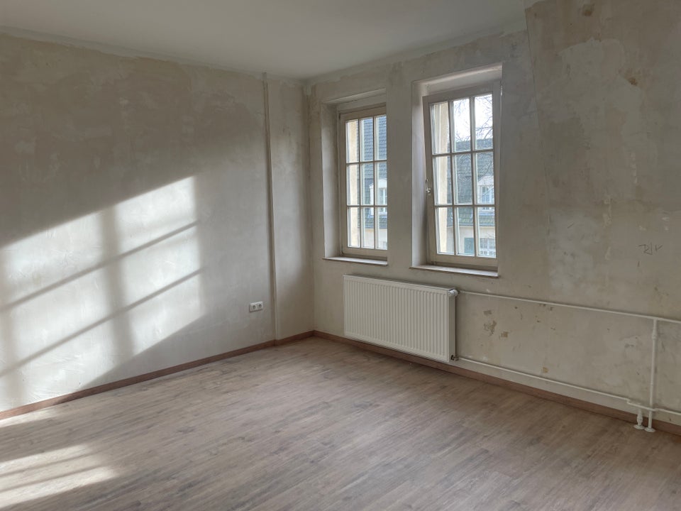 Sanierte 3-Zimmer-Wohnung im Dachgeschoss - Foto 1