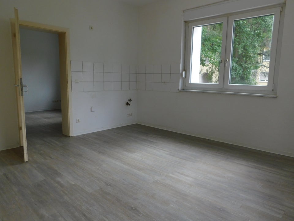 Großzügige 2-Zimmer-Wohnung mit Balkon! - Photo 3