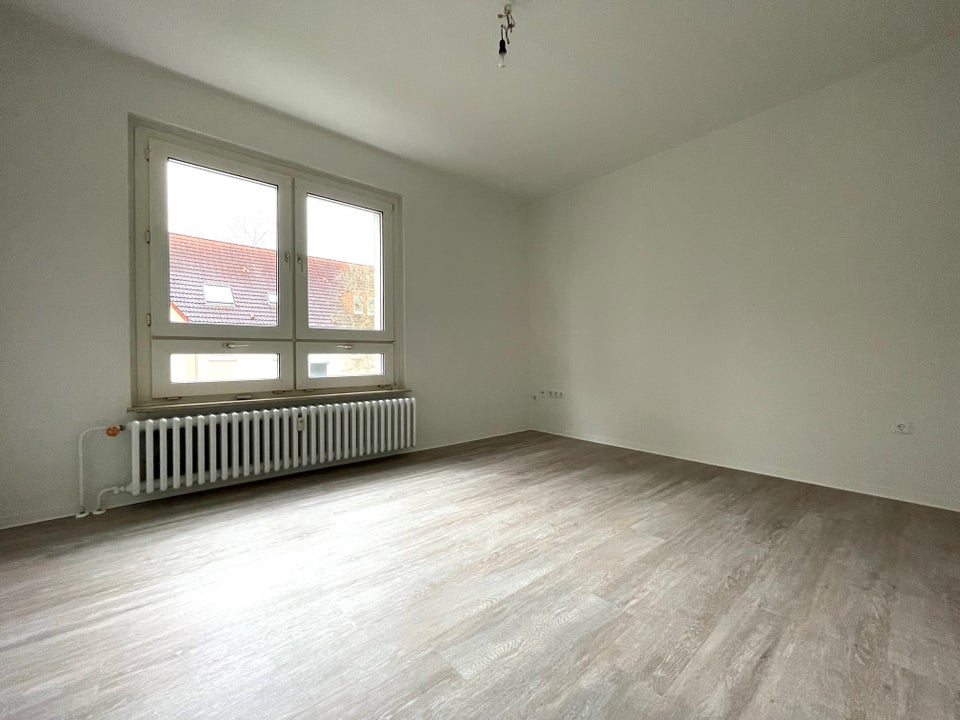 2-Zimmer Wohnung mit Dusche in frisch modernisiertem Gebäude mit Balkon! - Foto 3