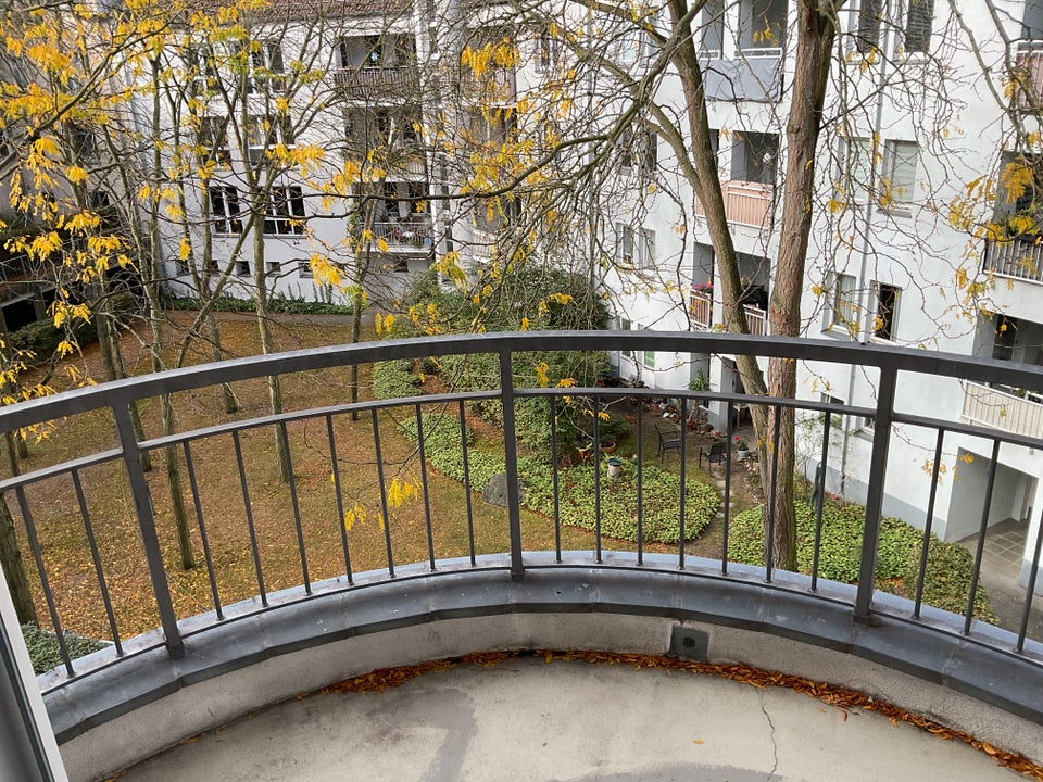 Tolle Wohnung - 2 Balkone inclusive!! - Photo 2