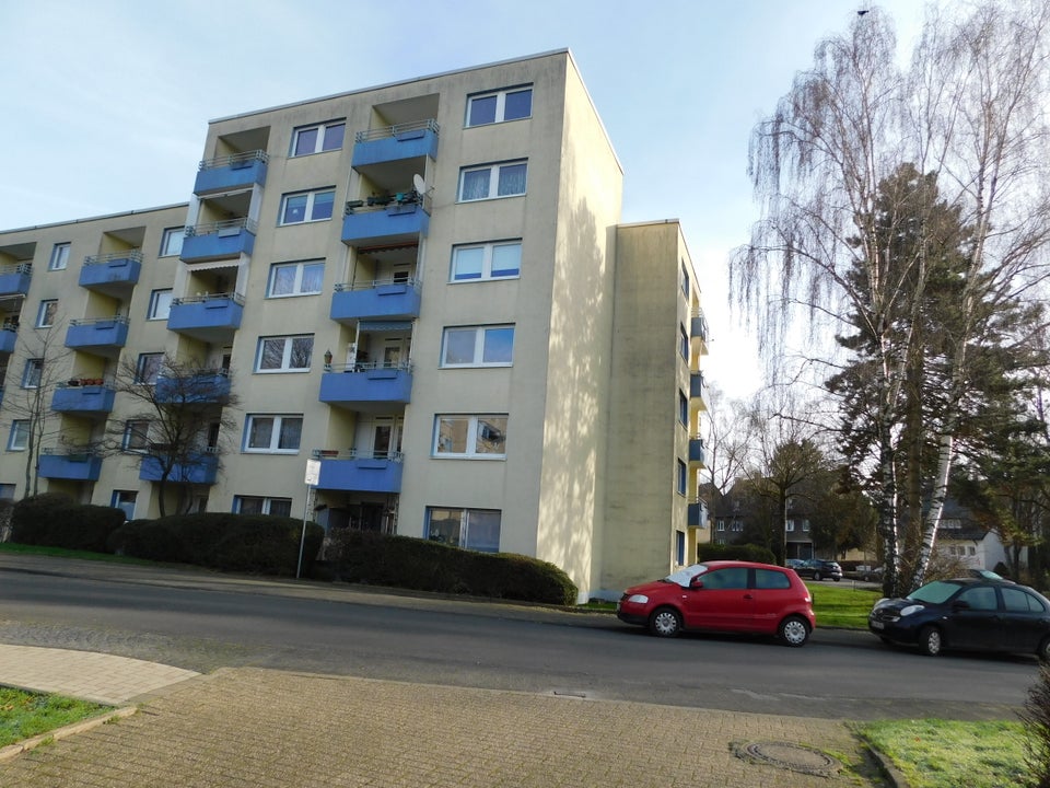 Barrierefrei Wohnung mit Aufzug und Balkon! - Foto 4