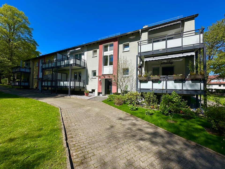 Wohnglück - zentrale 2,5-Wohnung mit bodengleicher Dusche! - Photo 3
