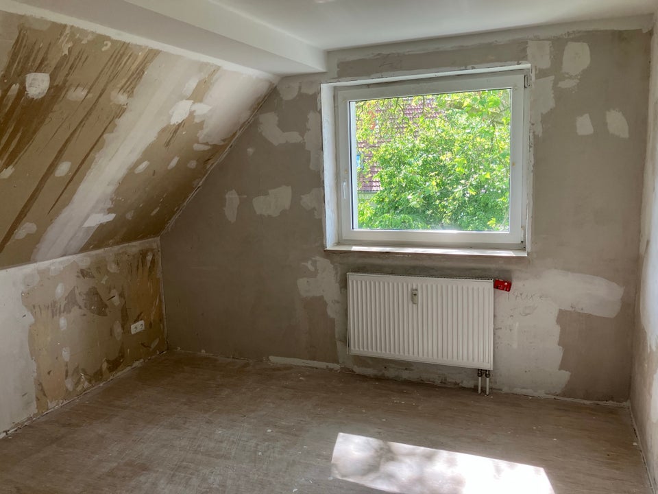 Gemütliche 3-Zimmer-Dachgeschosswohnung - Foto 1