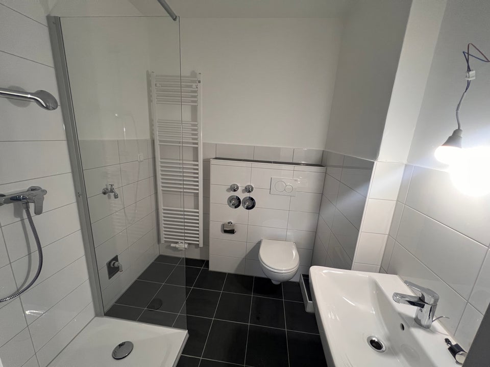 3-Zi.-Wohnung im Energetisch Moderniserten Haus frei! - Foto 3