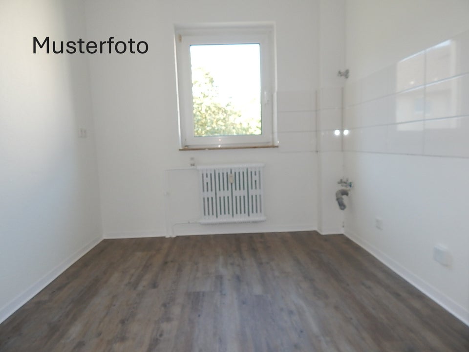 Citynah gefällig! Renovierte 3 Zimmer-Wohnung - Foto 3