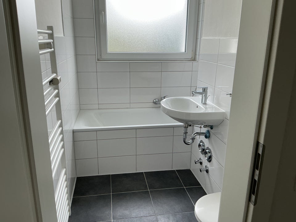 Helle 3-Zimmer-Wohnung mit Balkon - Foto 3