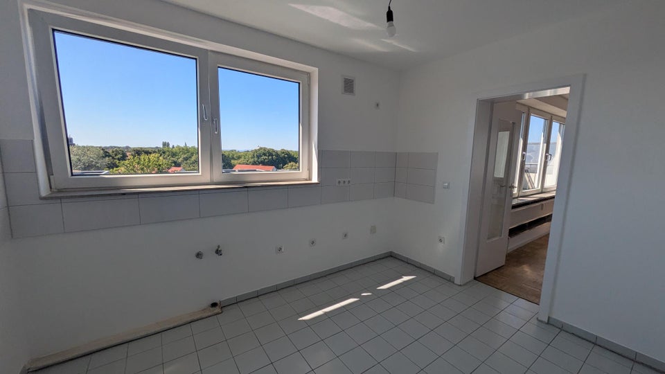 Modernisierte 3- Zimmer-Wohnung über den Dächern von H.- Kleefeld - Foto 3