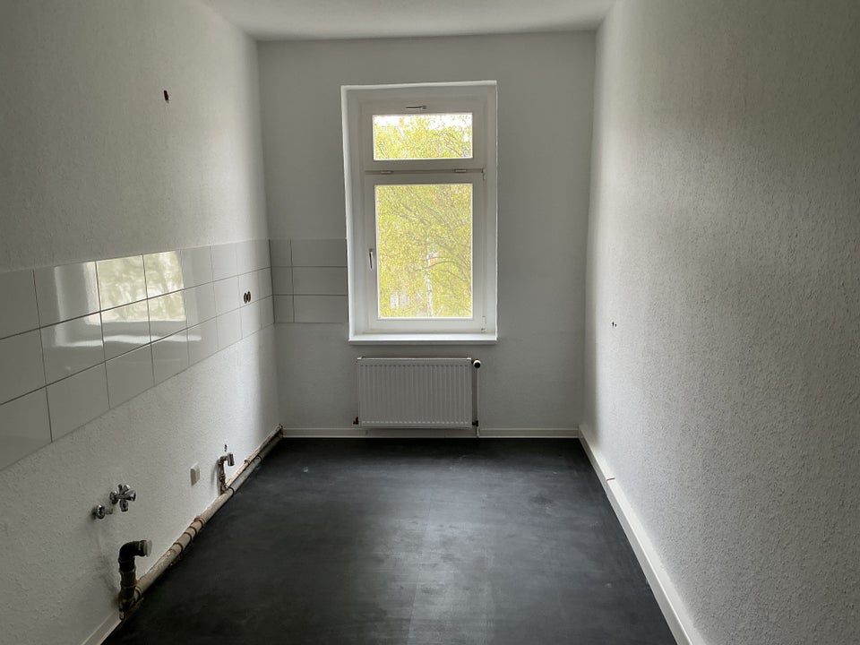 Frisch sanierte 2 R Wohnung zu vermieten - HK noch NICHT in der Miete enthalten - Photo 3