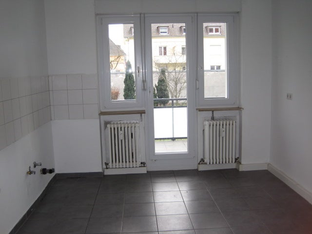 Runderneuert - Photo 2