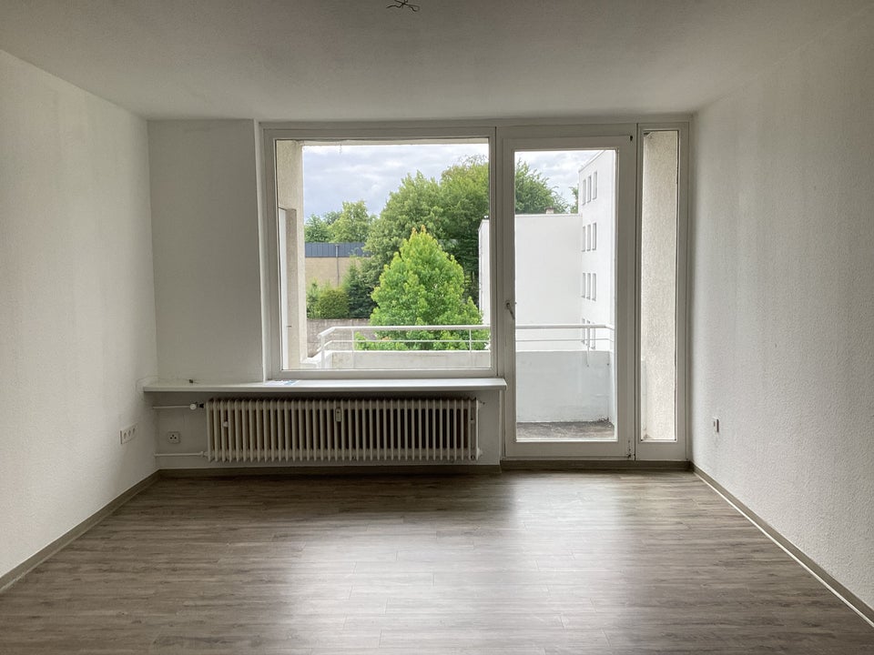 Wohnen in Schildesche - Renovierte 3-Zimmer Wohnung mit Balkon! - Foto 1