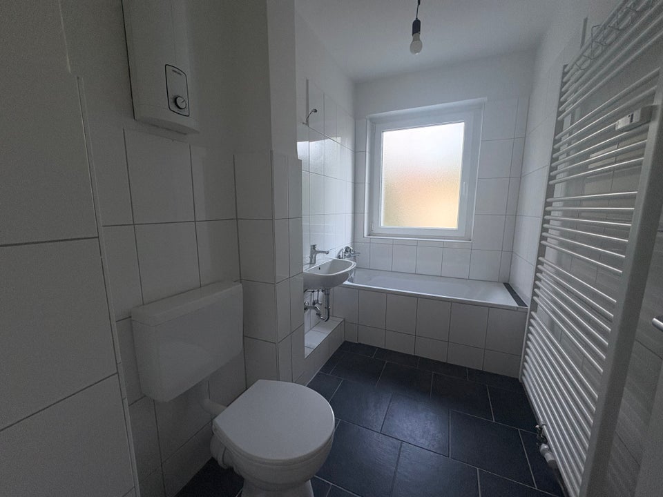 Ankommen & Wohlfühlen: Charmante 3-Zimmer-Wohnung mit Balkon - Foto 3
