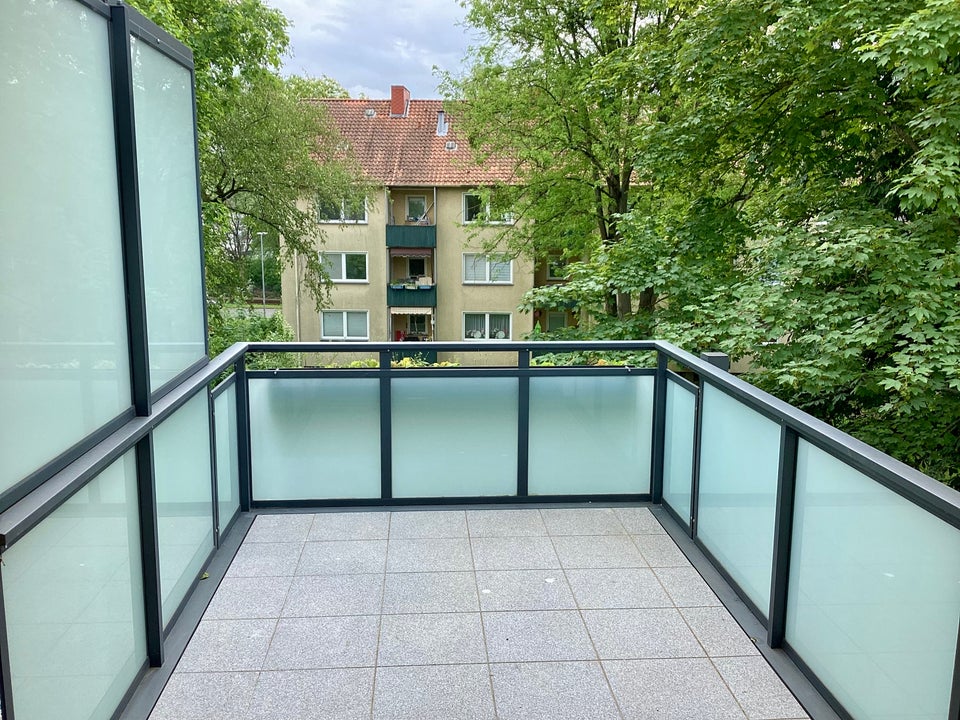 Schicke 3-Zimmer-Wohnung mit XL-Balkon - Foto 3