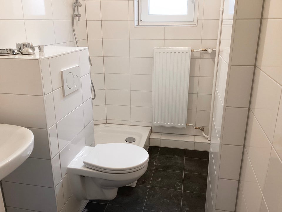 Das Glück hat ein Zuhause - Interessante 3-Zimmer-Souterrain-Wohnung - Foto 2