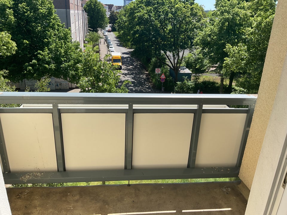 Willkommen Zuhause: ansprechende 4-Zimmer-Wohnung - Foto 3