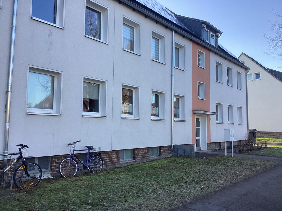 Helle Dachgeschosswohnung in Barsinghausen – perfekt für Singles oder Paare, ca. 49 m²“ - Photo 2