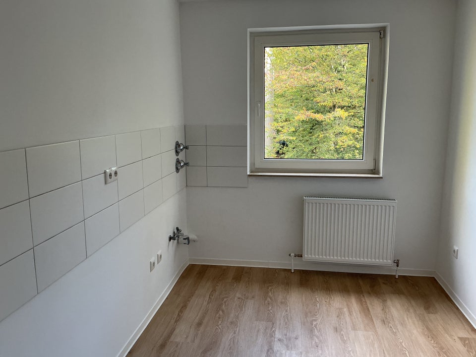 Schöne 3-Zimmer-Wohnung mit Balkon in Hanau-Großauheim zu vermieten - Foto 4