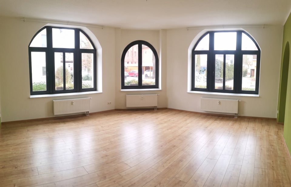 Große 4-Raumwohnung mit Badewanne und Dusche sucht neue Mieter*innen! Übernahme Küche möglich! - Foto 3