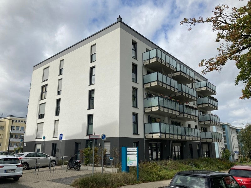 **Großzügige und helle 4 Raum Wohnung** - Foto 1