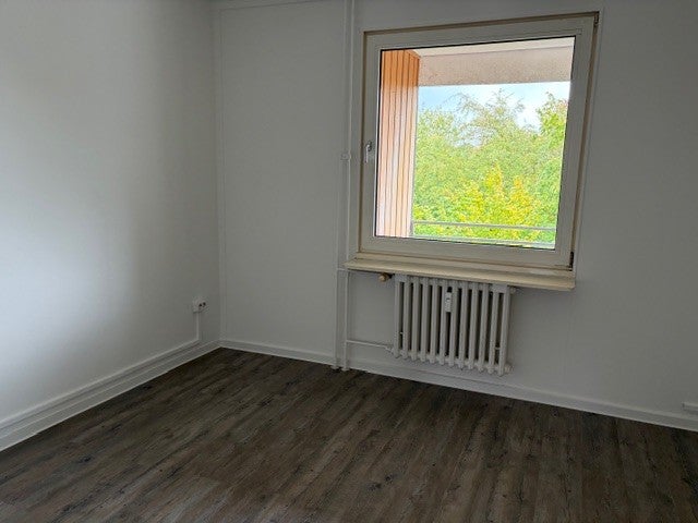 Modernisierte 3 Zimmer Wohnung mit Balkon zu vermieten! - Foto 3