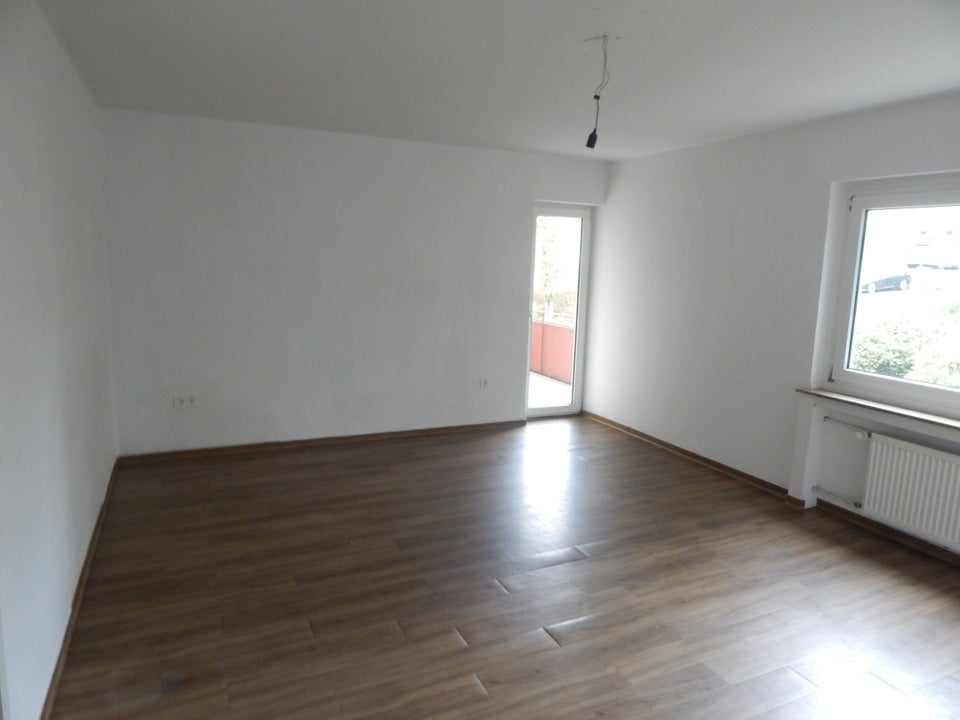 Bezugsfertige 3-Zimmer-Wohnung am Wehberg! - Photo 1