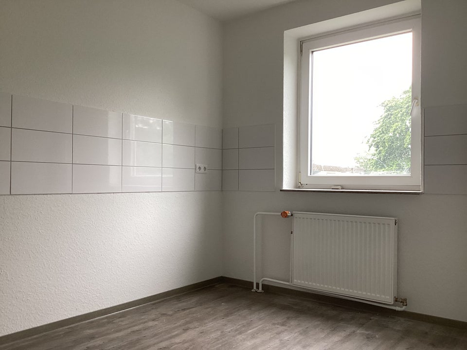 Großzügige 3,5-Zimmer-Wohnung mit Balkon in grüner Lage - Foto 1