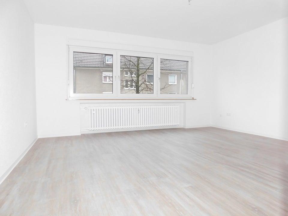 Frisch renovierte 2-Zi.-Whg. mit neuem Bad und neuem Boden - Foto 5