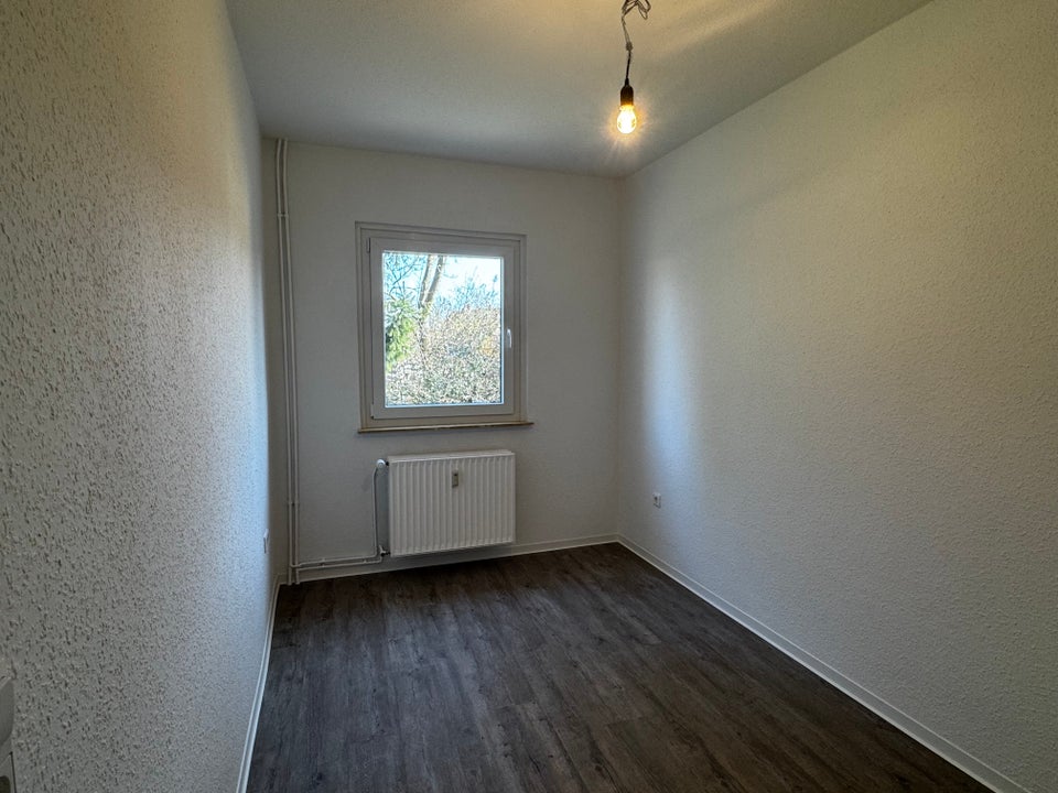 Mitten drin statt nur dabei: praktische 3-Zimmer-Wohnung - Foto 5
