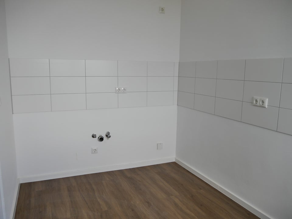 Schöne 2-Zimmer-Wohnung mit Skyline-Blick in Maintal-Bischofsheim zu vermieten - Foto 2