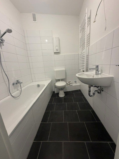 Charmante 2-Raum-Wohnung in Uni-Nähe - frisch saniert! - Photo 3