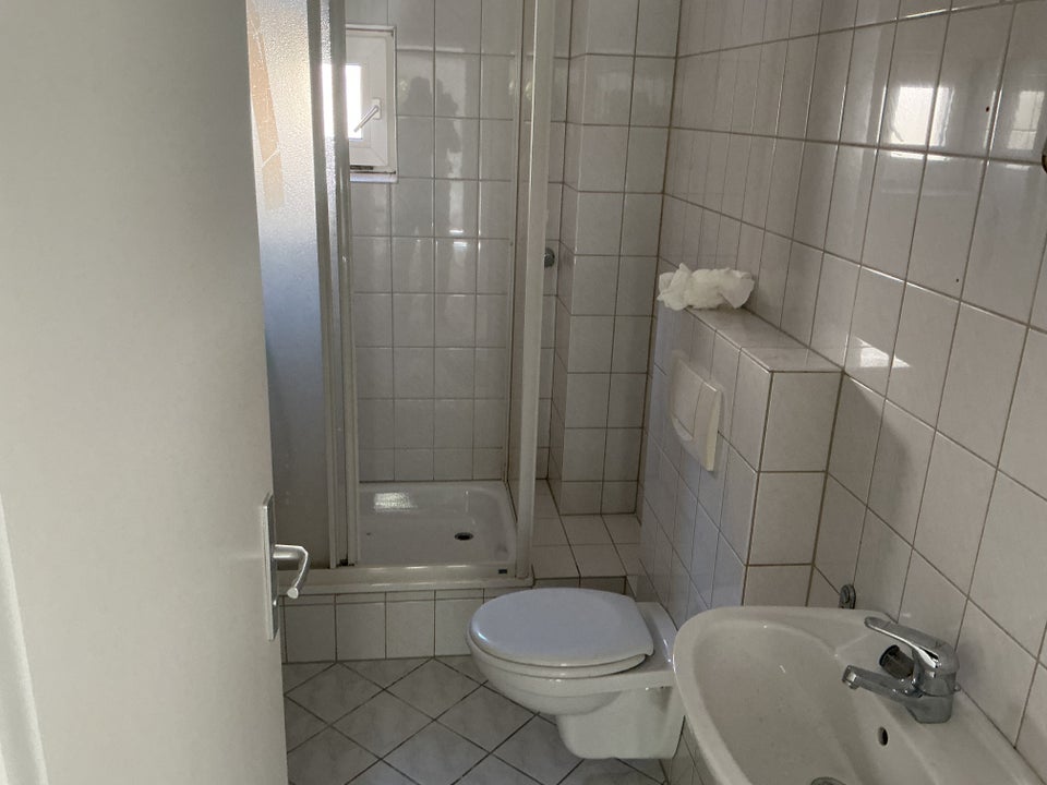 Günstige 2-Zimmer-Wohnung! - Photo 2