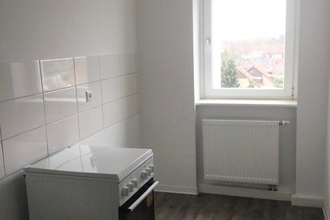 تصویر großzügige 3-Zimmer-Wohnung mit Balkon