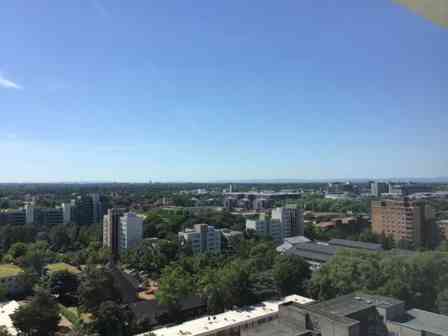 Großzügige Wohnung mit tollem Ausblick - Photo 1