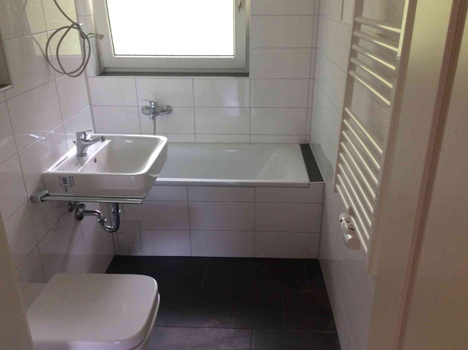 Ansprechende und günstige 3-Zimmer-Wohnung - Photo 3
