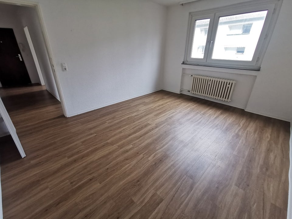 Ihr neues Glück - charmante 3-Zi.-Whg. mit Balkon - Photo 1