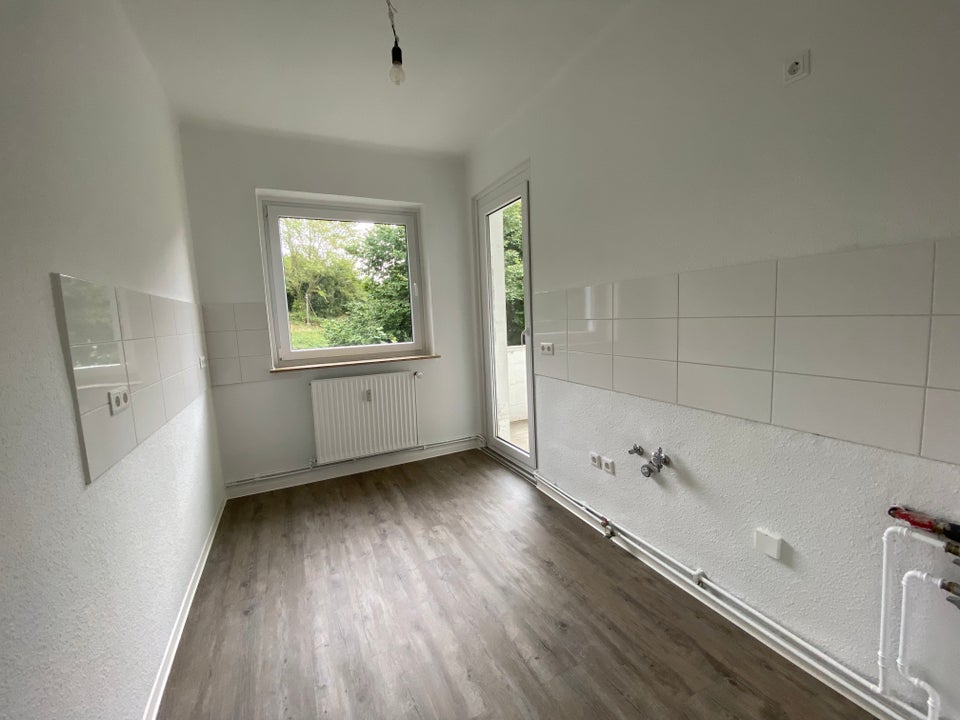 Bahnhofsnah - wunderbar! - Foto 1