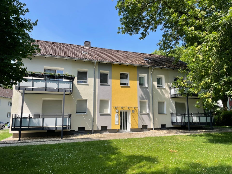 Umzug gefällig? Günstig geschnittene 2-Zi.-Wohnung - Photo 2