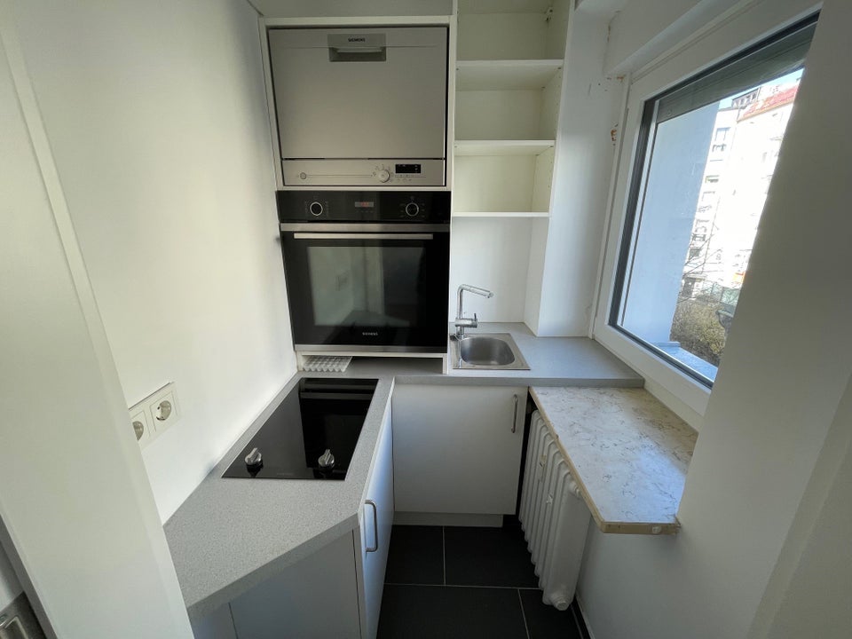 Moderne 1-Zimmer-Wohnung mit Einbauküche - Foto 2