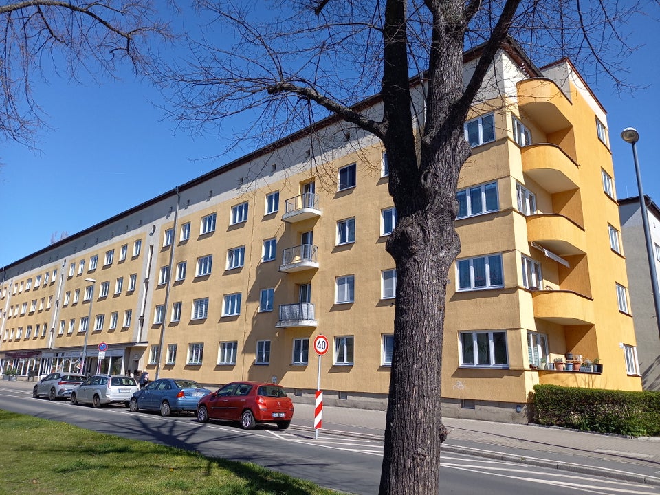 Eine 4 Raumwohnung mit 2 Balkonen, in zentraler, grüner Lage - Foto 5