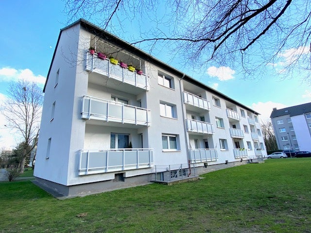 Ab sofort frei: Helle 3-Zimmer-Wohnung mit modernem Bad und Balkon - Photo 5