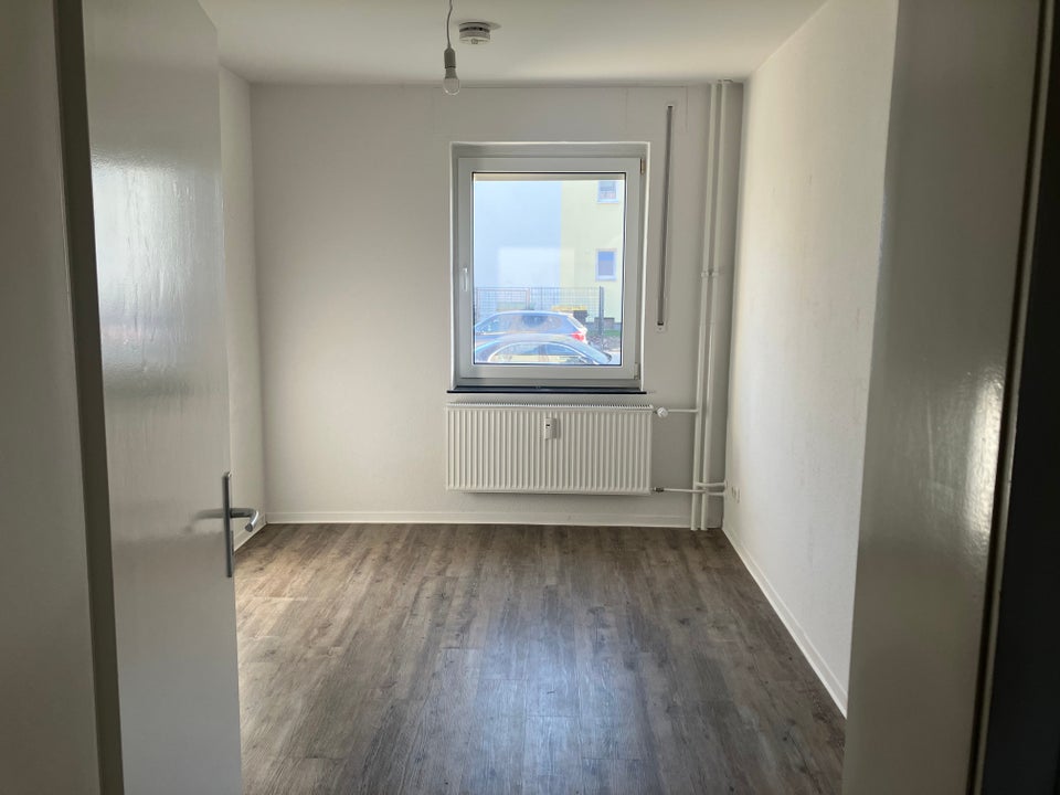 Hier macht wohnen Spaß: gut geschnittene 4-Zimmer-Wohnung - Foto 5