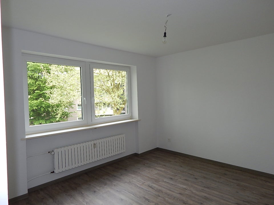 Zuhause fühlen: günstig geschnittene 3-Zimmer-Wohnung - Photo 3