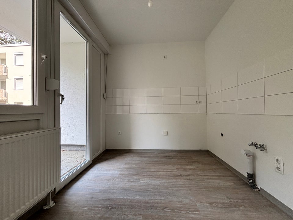1-Zimmer Single Appartment mit sonniger Terrasse in eigenem Garten! - Foto 1