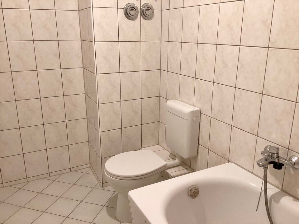 Frisch saniert: Willkommen im neuen Zuhause! - Foto 2