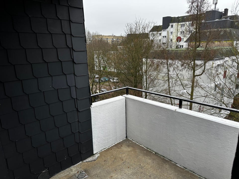 Praktische 2-Zimmer-Wohnung mit Balkon - Foto 4