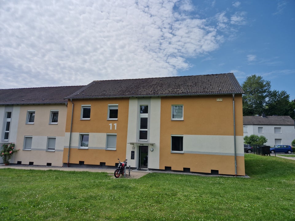 Ihr neues Zuhause: renovierte 3-Zimmer-Wohnung mit großem Balkon - Foto 3