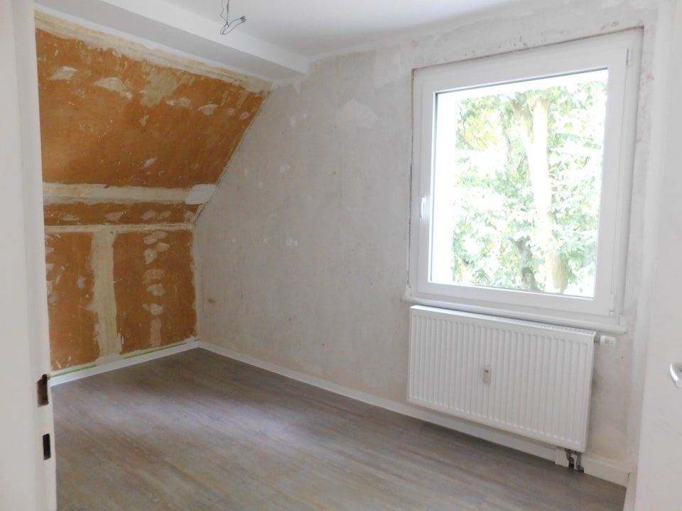 3-Zimmer-Dachgeschoss-Wohnung in Dellwig - Photo 1