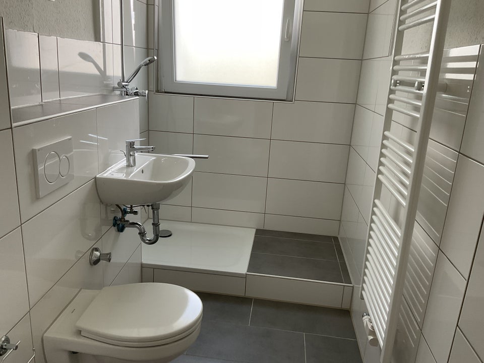 Ansprechende und günstige 3-Zimmer-Wohnung - Foto 3